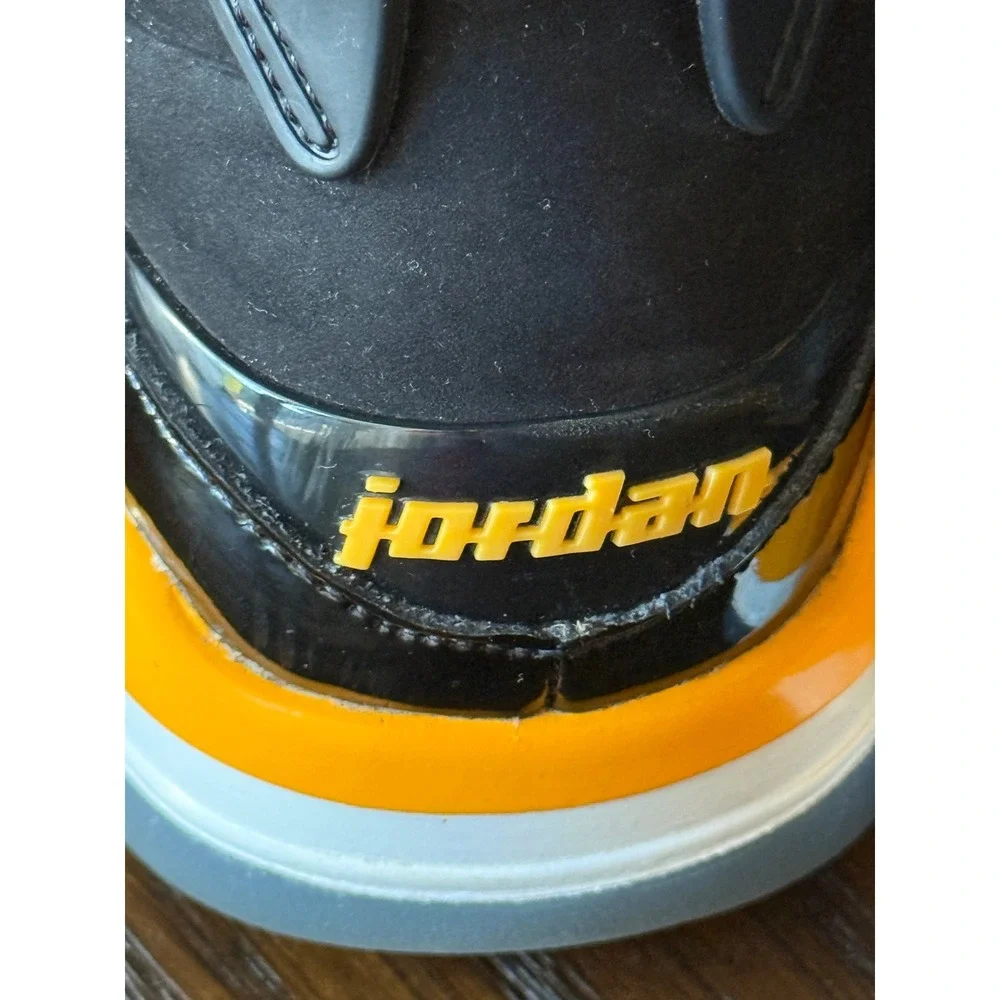 Jordan Dub Zero Kids‎ 6Y Black Taxi Yellow Excellent Laser Etched DV1360-017